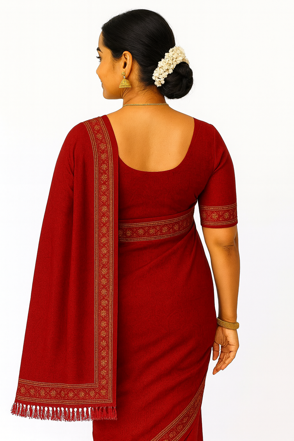 Red Bull Elegant Red Saree with Blouse - Image 3